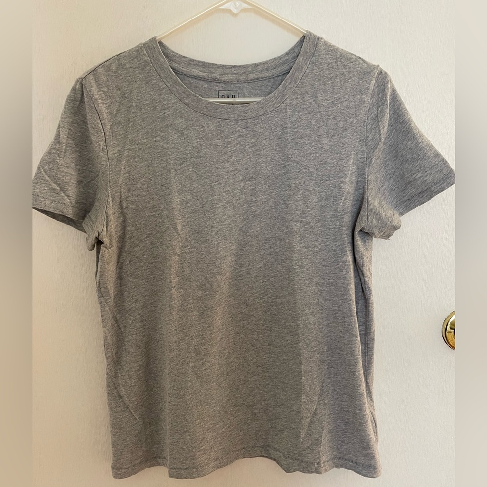 Gap Gray Basic T-Shirt